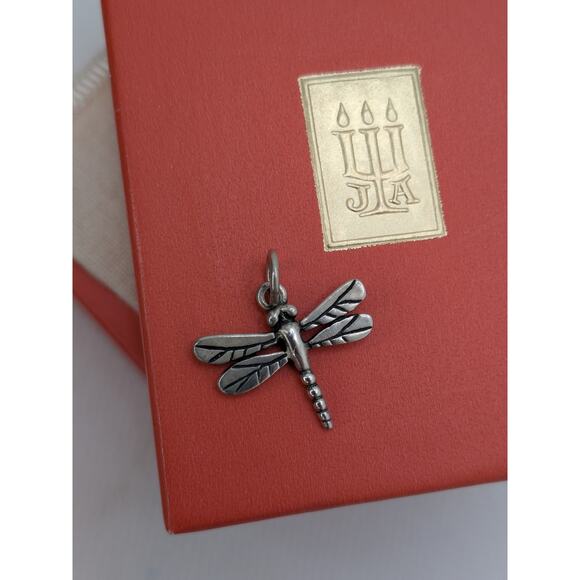 James Avery Dragonfly Sterling Silver Charm Pendant Box & Dust Bag Included - Picture 1 of 4